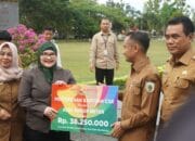 Pemkot Palangka Raya Terima CSR Alat Water Meter dari Bank Kalteng